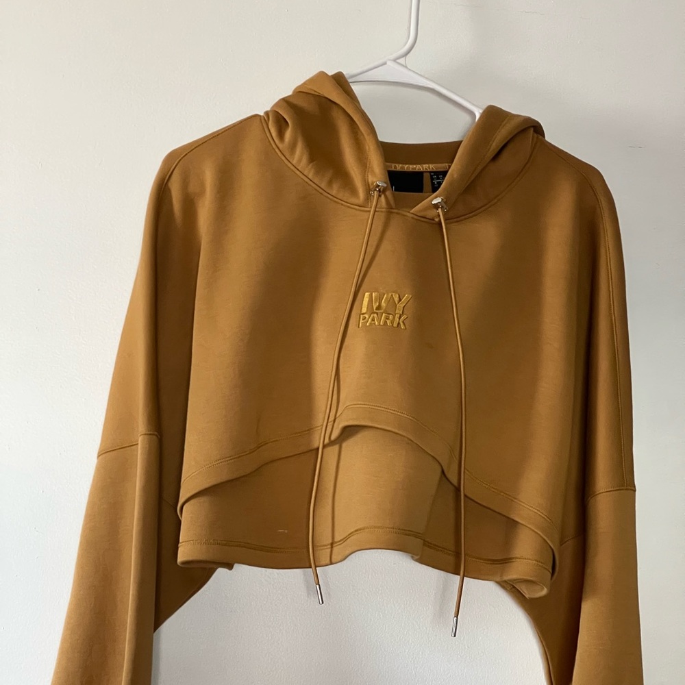 Adidas x IVY PARK Hooded shrug in mesa. Size medium.